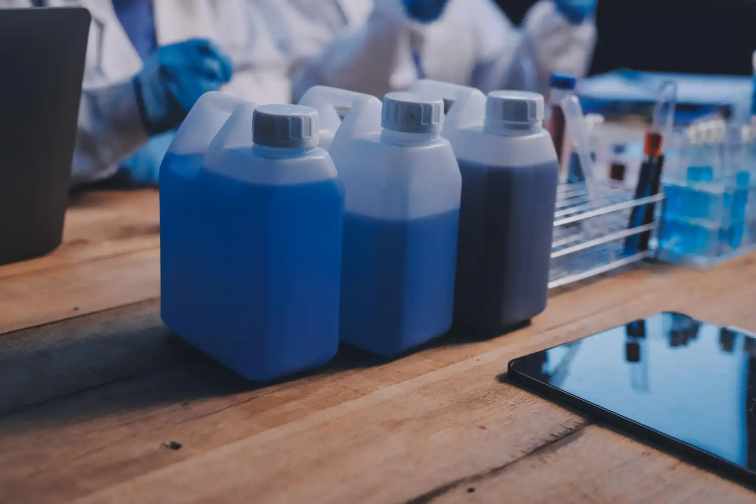 Agente acidulante y limpiador multiuso de alta pureza.